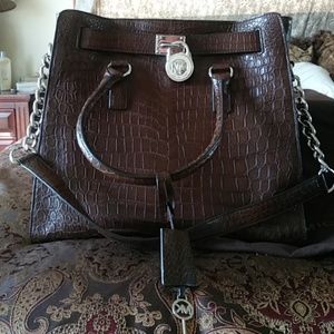 1\100 Michael Kor Limited Edition Purse